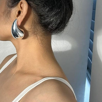 Cassandra - Teardrop Earrings