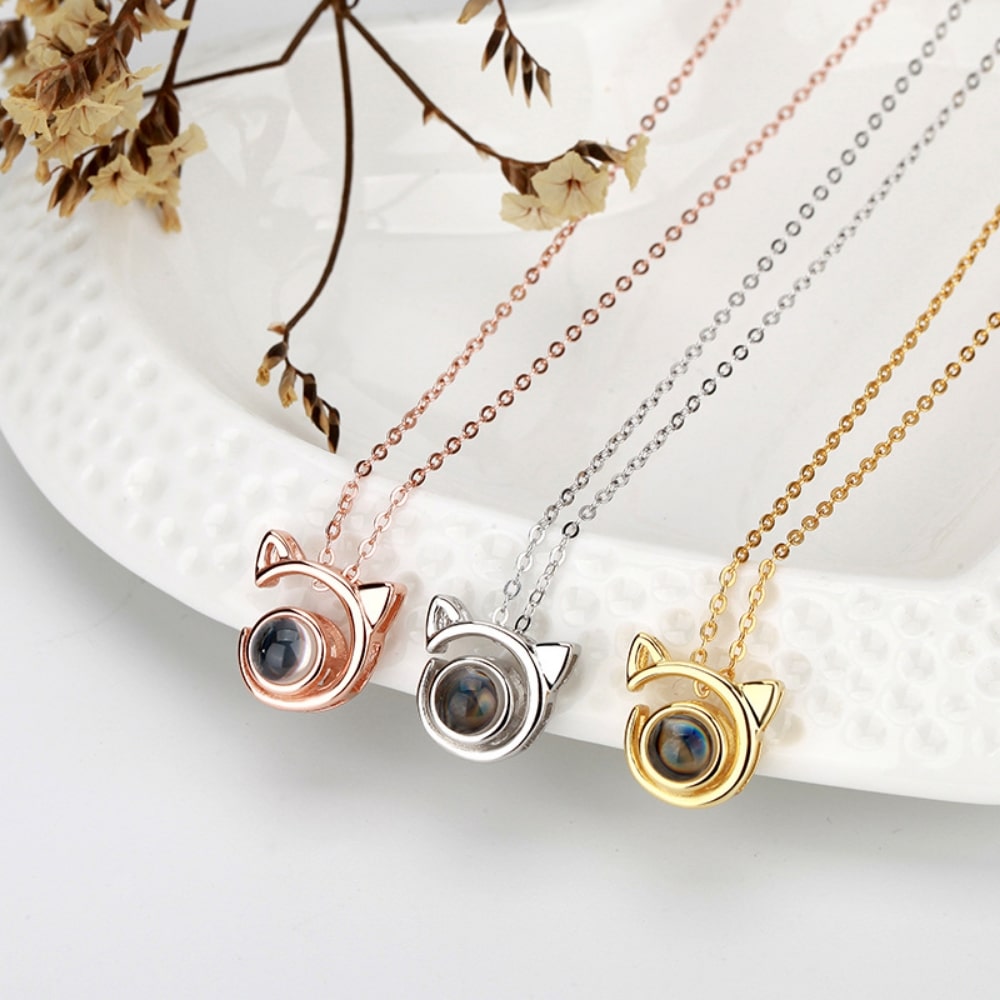 Delina - Personalized Photo Projection Cat Necklace