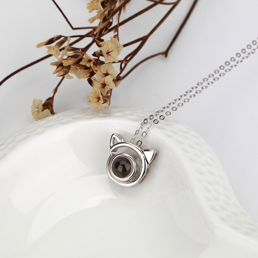 Delina - Personalized Photo Projection Cat Necklace