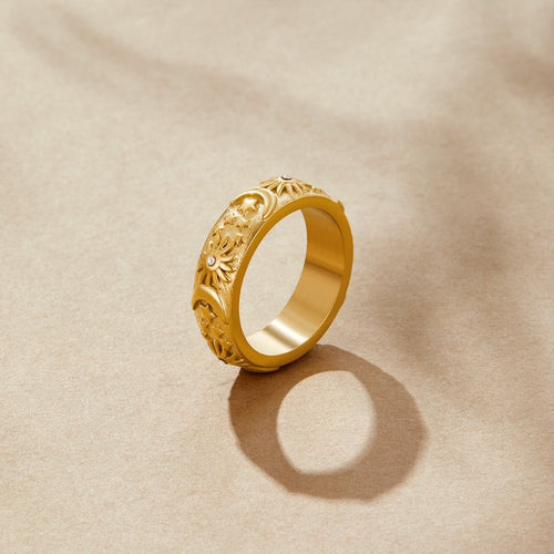 Delilah - Gold Ring