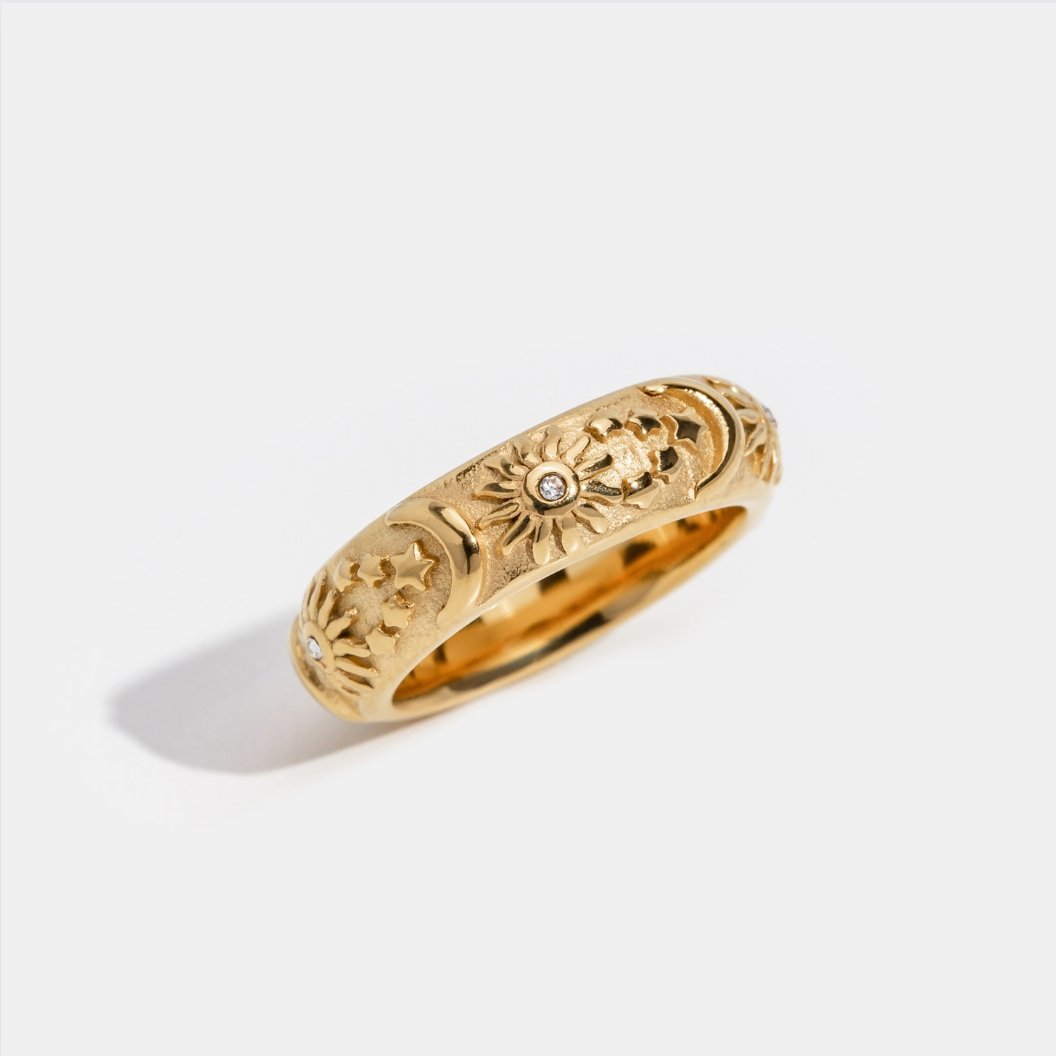 Delilah - Gold Ring