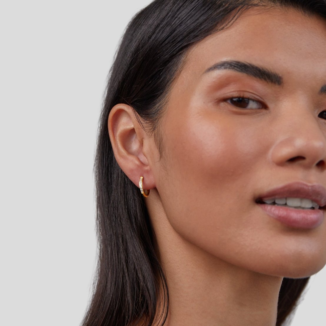 Kaitlyn - Eternity Hoop Earrings Gold