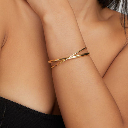 Waverly - Gold Twist Bracelet