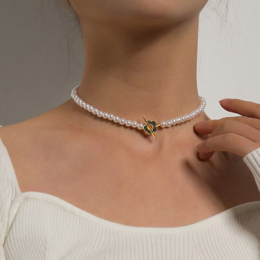 Elora - Flower Clasp Choker Necklace White