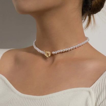 Elora - Flower Clasp Choker Necklace White