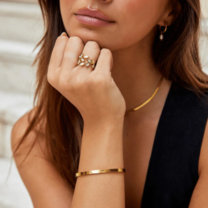 Avery - Gold Leaf Ring