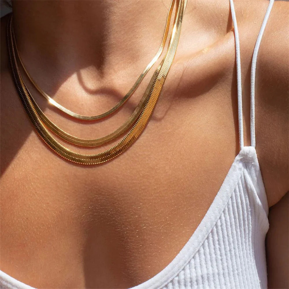 Flora - Bold Herringbone Necklace