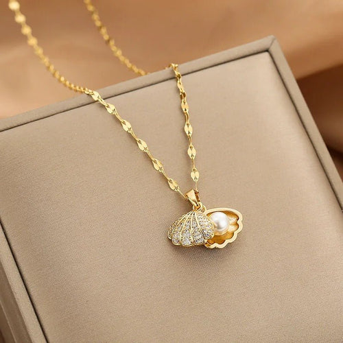 Roselle - Iconic Dainty Shell Necklace