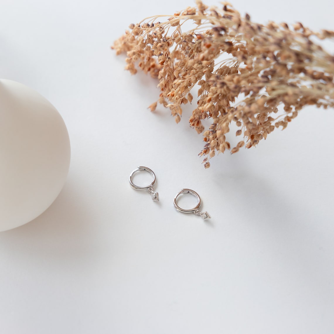 Hanging Earrings - Delicate Diamond Earrings