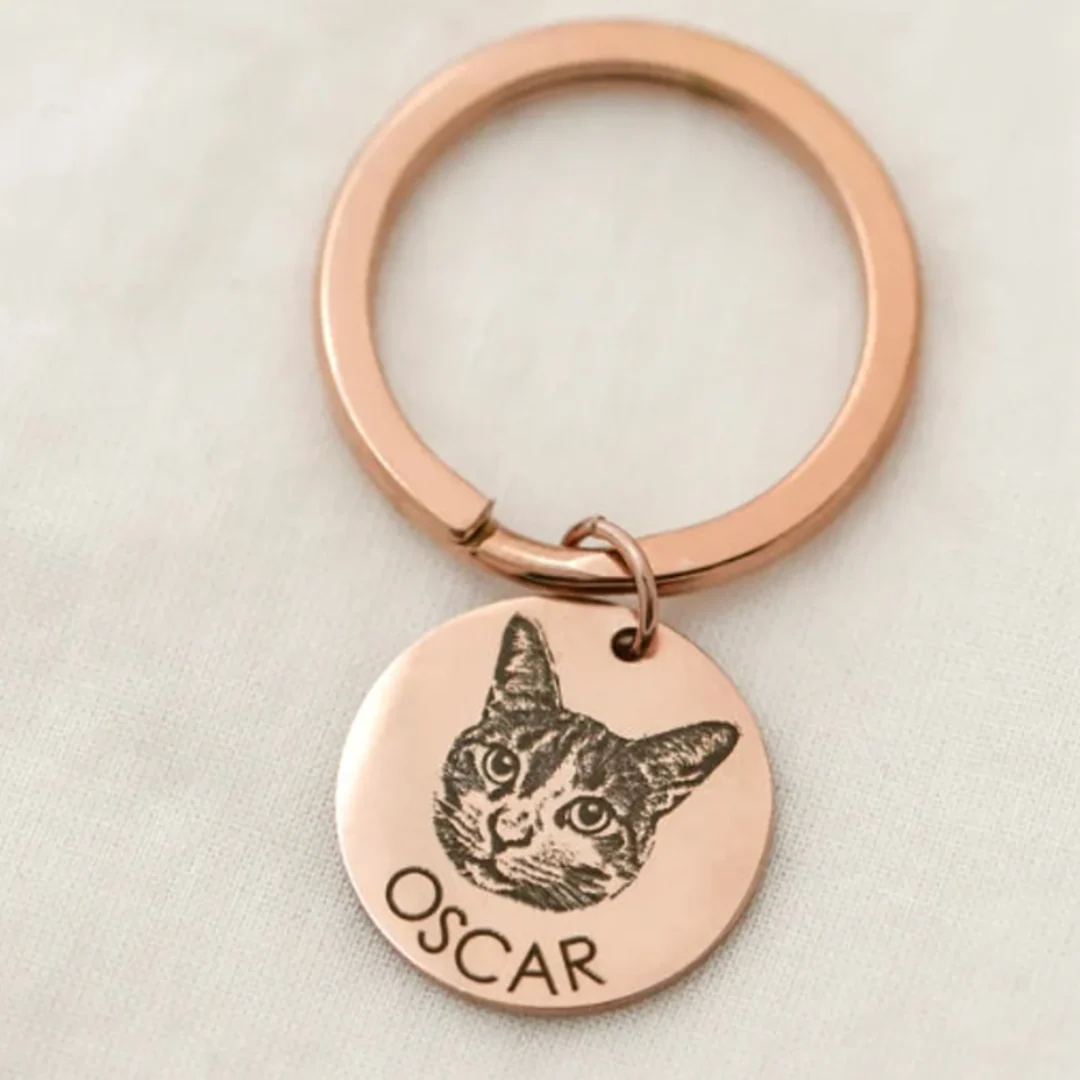 Engraved Pet Portrait Keychain