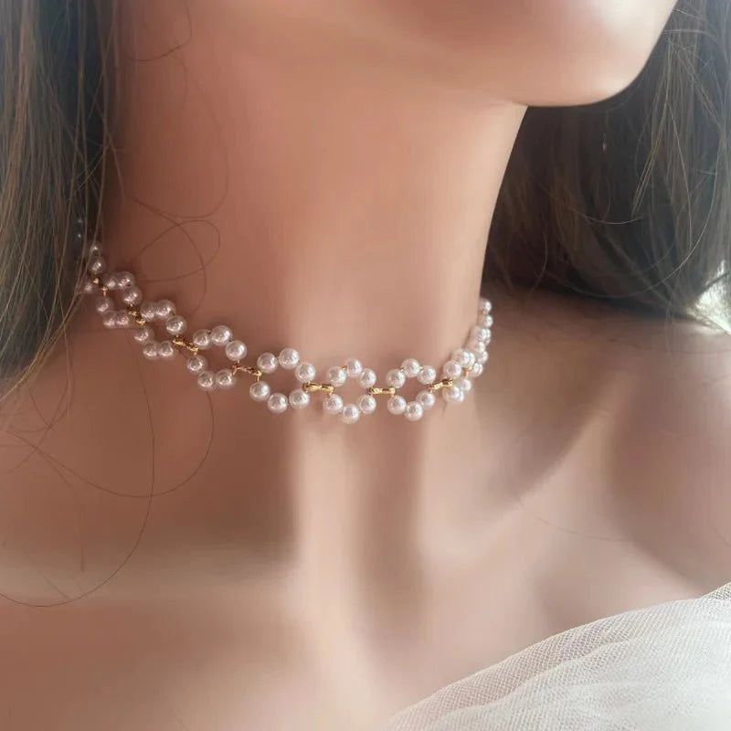 Emma - Pearl Floral Daisy Choker Necklace