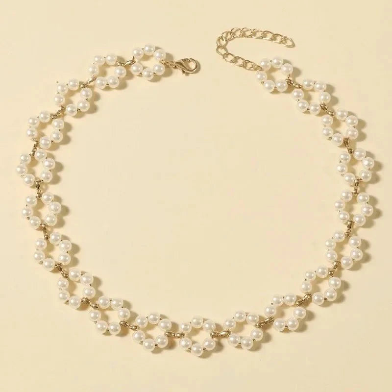 Emma - Pearl Floral Daisy Choker Necklace