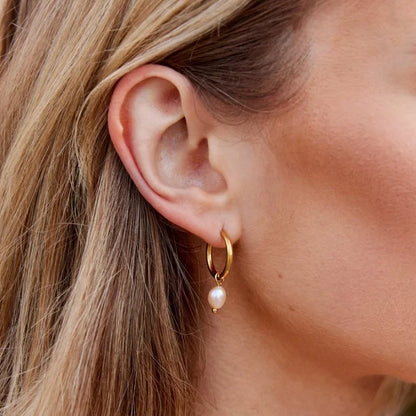 Brianna - Pearl Hoop Earrings Pink