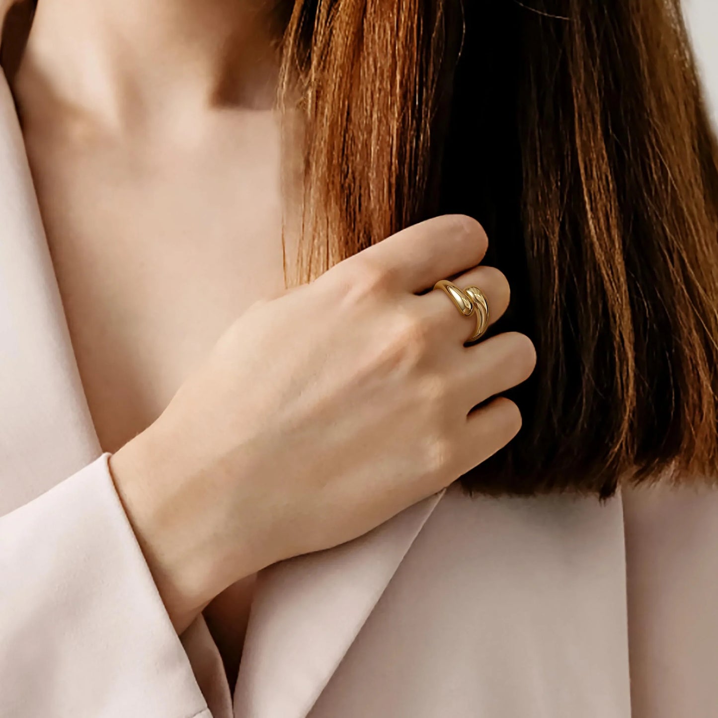 Chloe - Dainty Gold Ring