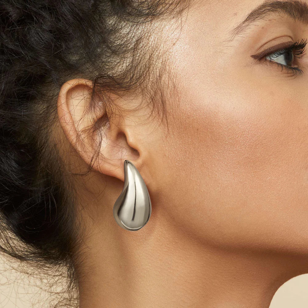Cassandra - Teardrop Earrings