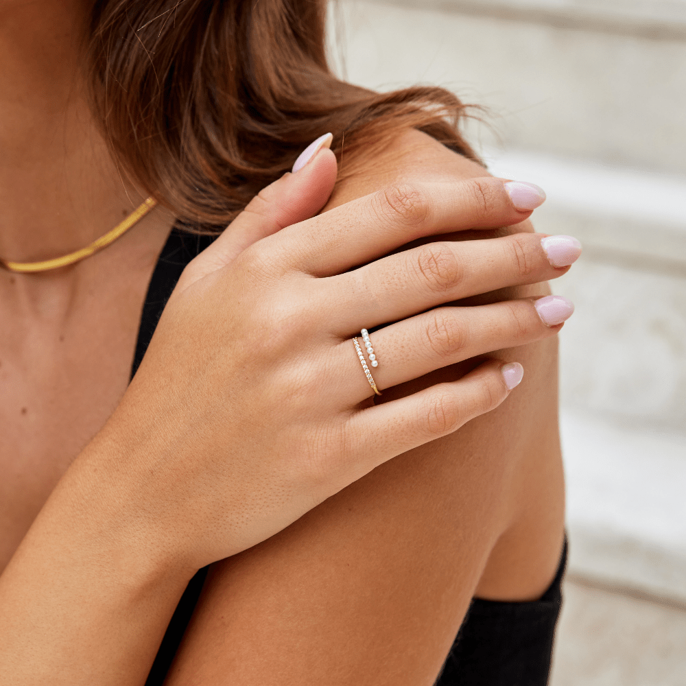 Teresa - Pearl & Crystal Ring